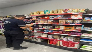 Germencikte zabıta ekipleri marketlerde etiket ve son kullanma tarihi kontrolü yaptı