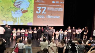 GKVli minik ressamlardan uluslararası sanat zaferi