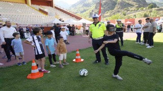 Gümüşhanede çocuklar spor şenliğinde eğlenceli vakit geçirdi