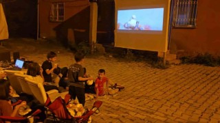 Hakkaride dev ekranda sinema keyfi