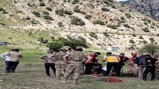 Hakkaride Zap suyuna düşen şahıs hayatını kaybetti