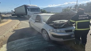 Hassada otomobil yangını