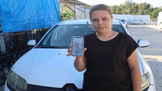 Hatayda aracına aldığı yolcudan düşen telefonu günlerdir sahibine ulaştırmaya çalışıyor