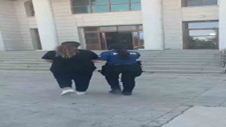 Hatayda hapis cezası ile aranan 2 kişi tutuklandı