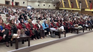 Hemşire adayları mezuniyet coşkusu yaşadı