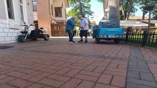 Her baba evladı için yaşar dedirten fedakarlık: Ömrünü engelli oğluna adadı