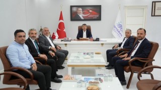 Hizmet-İş Genel Başkanvekili Özdemirden belediye işçilerine birlik çağrısı