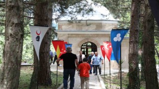İnegöl Fatihi Turgut Alp kabri başında anıldı