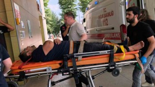 İnegölde yük asansörüne sıkışan işçi yaralandı