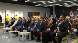 İnönü Üniversitesinde gençlerle buluşan Akardan teknoloji hamlesi vurgusu