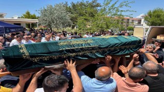 Irmak öğretmene acı veda