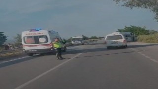 İşçi servisleri çarpıştı; 10 yaralı