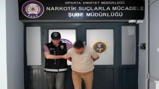 Ispartada uyuşturucu ticareti suçundan 10 yıl hapis cezasıyla aranan şahıs yakalandı