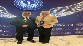 İstanbul Gelişim Üniversitesi 11. Toplumsal Gelişim ve Medya Ödülleri sahiplerini buldu