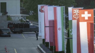 İsviçredeki ABD-İran görüşmesi, Katar ve Pakistan arabuluculuğunda başladı