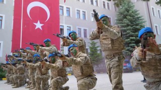 Jandarma Teşkilatının 187nci yılı Bayburtta tüfekli gösteriyle kutlandı
