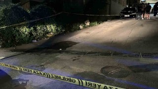 Kahve masasında başlayan tartışma kanlı bitti: 2 yaralı