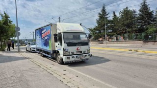 Kalabak su kamyonunun çarptığı 9 yaşındaki çocuk ağır yaralandı