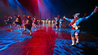 Karagöz Halk Danslarından muhteşem final