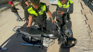Karamanda ‘dur ihtarına uymayan motosikletliye 611 bin lira ceza kesildi