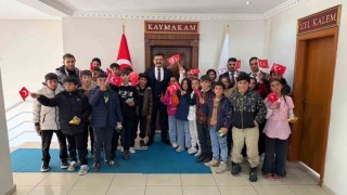 Karayazı sevdiği Kaymakam Onur Titize veda ediyor
