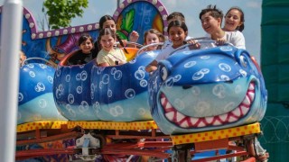 Karneval Çocuk Şenliği on binleri buluşturdu