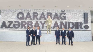 Kars Barosundan Azerbaycan Barolar Birliğine kardeşlik ve hukuk iş birliği ziyareti