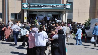 Karsta YKS heyecanı: Binlerce aday üniversite hayali için sınav merkezlerine akın etti