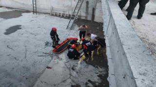 Kayseride bisiklet sürerken su kanalına düşen çocuk kurtarıldı