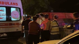 Kayseride kebap salonunda döner bıçaklı kavga: 2 yaralı