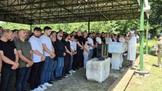 Kazada hayatını kaybeden yaşlı adam son yolculuğuna uğurlandı