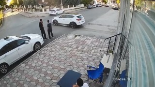 Kazaya sebebiyet veren cip, bir şey olmamış gibi olay yerinden uzaklaştı