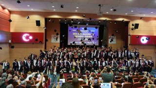 KBÜ TOBB Teknik Bilimler MYOda mezuniyet coşkusu