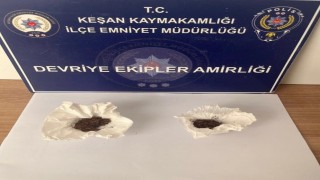 Keşanda polisin durdurduğu 5 şüpheliden uyuşturucu madde ele geçirildi