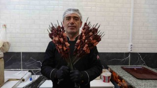 Kiliste Dumanı Gör Gel sloganıyla tanınan ciğerci ustası lezzetin sırrını anlattı