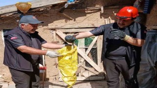 Kırıkkalede kümese giren yılanı itfaiye çıkardı