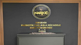 Kırşehir'de uyuşturucu ticaretinden 3 kişi tutuklandı