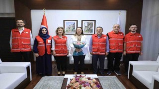 Kızılaydan Vali Nurtaç Arslana teşekkür