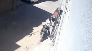 Kızını darp edip motosikletle sürükleyen babanın 12 suç kaydı olduğu ortaya çıktı