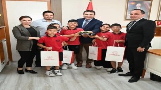 Koçarlının Neşe Robotu Türkiye üçüncüsü oldu