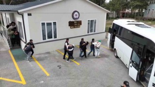 Konya merkezli yurt dışı bağlantılı 3 ilde eş zamanlı siber dolandırıcılık operasyonu: 8 şüpheli tutuklandı