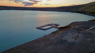 Konyanın doğal plajlarından Acıgöl ilgi çekiyor