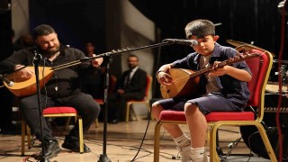 Körfezde sanat merkezi kursiyerlerinden yıl sonu konseri
