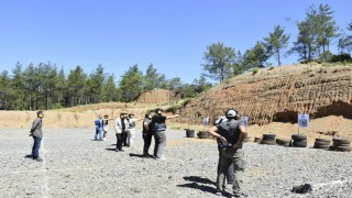 Köyceğizde Güvenlik Bölümü öğrencilerinden atışlarda tam isabet