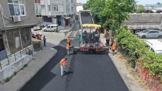 Küçükçekmecede asfalt seferberliği