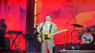 Kültür Yolu Festivali: Buray konserinde kavga