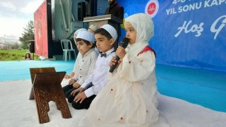 Kuran kursunda yıl sonu coşkusu