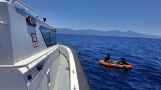 Kuşadası açıklarında 2 düzensiz göçmen yakalandı