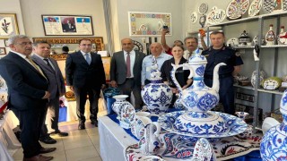 Kütahya Tavşanlıda Halk Eğitim kursiyerlerinden görkemli yıl sonu sergisi