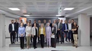 Kütahyada Eğitim Kurumları Yönetici Yetiştirme Programı tamamlandı